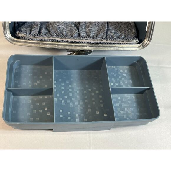 Vintage Starflite Blue Train Case Cosmetic Vanity Travel Bag Mid Century Tray - Picture 3 of 9